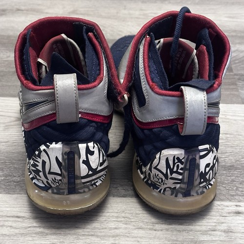 Size 10.5 - Nike LeBron 17 LeBron 4 Cold Blue Graffiti - Picture 6 of 13