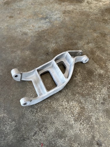 1986-1991 C4 Corvette Alternator Bracket Aluminum L98 14087519 - Picture 4 of 7