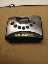 Sony Walkman WM-FX251 Stereo Cassette Player FM/AM Portable Digital Tuning Gray