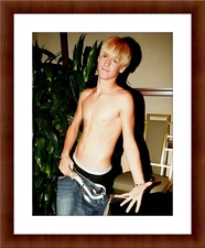 Aaron Carter Shirtless 8.5 x 11 Candid Color Unframed Collectable Photograph