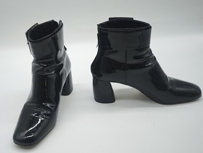 Luxus Miu Miu Stiefeletten Schwarz Lackleder Gr. 39   Original Made in Italien 