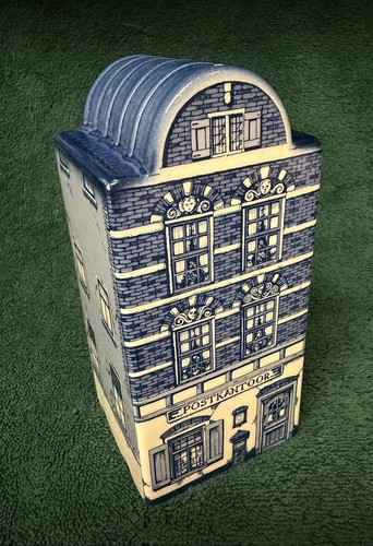 Delft Kopgevel 1836, PostKantoor, Blue & White Canal House #18, 6.25" Ceramic