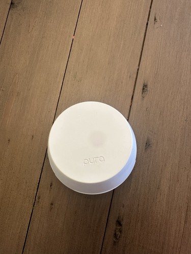 PURA Electric Wall Plug-In Diffuser 810-00016 Matte White Plastic Solid 2024