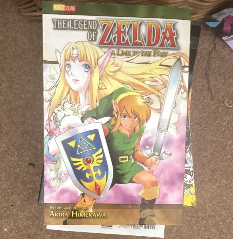 VIZ Media The Legend of Zelda: A Link to the Past Manga Softcover English