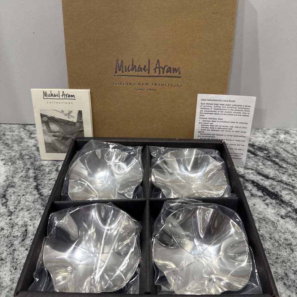 Juego de 4 platos de salsa/sal Michael Aram Lotus - NUEVO EN CAJA ORIGINAL 122450 India Foto 2 de 4