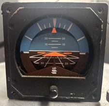 Castleberry 900-23V/ S-TEC 6413-0 Flight Director - PN 504-0027-901 (As Removed)