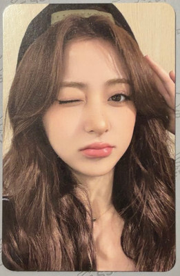 lesserafim spaghetti hello82 US トレカ　サクラ LE SSERAFIM YUNJIN SPAGHETTI hello82 US Photocard PC Photo card