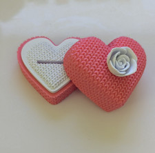 Caja de anillos en forma de corazón con p…