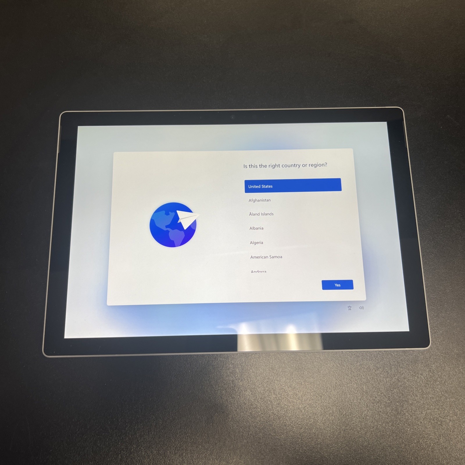 Microsoft Surface Pro 7 i5-1035G4 8GB RAM 128GB SSD *READ DESC*