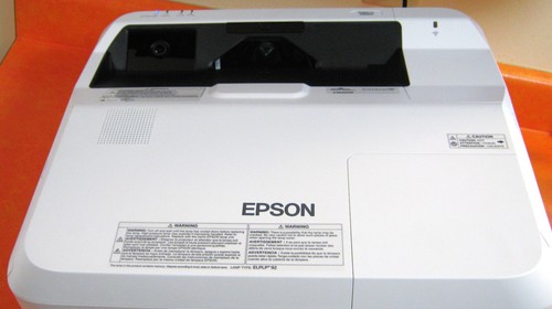 Epson BrightLink 696UI Full HD WUXGA Projector - ONLY 20 Lamp Hours / Remote