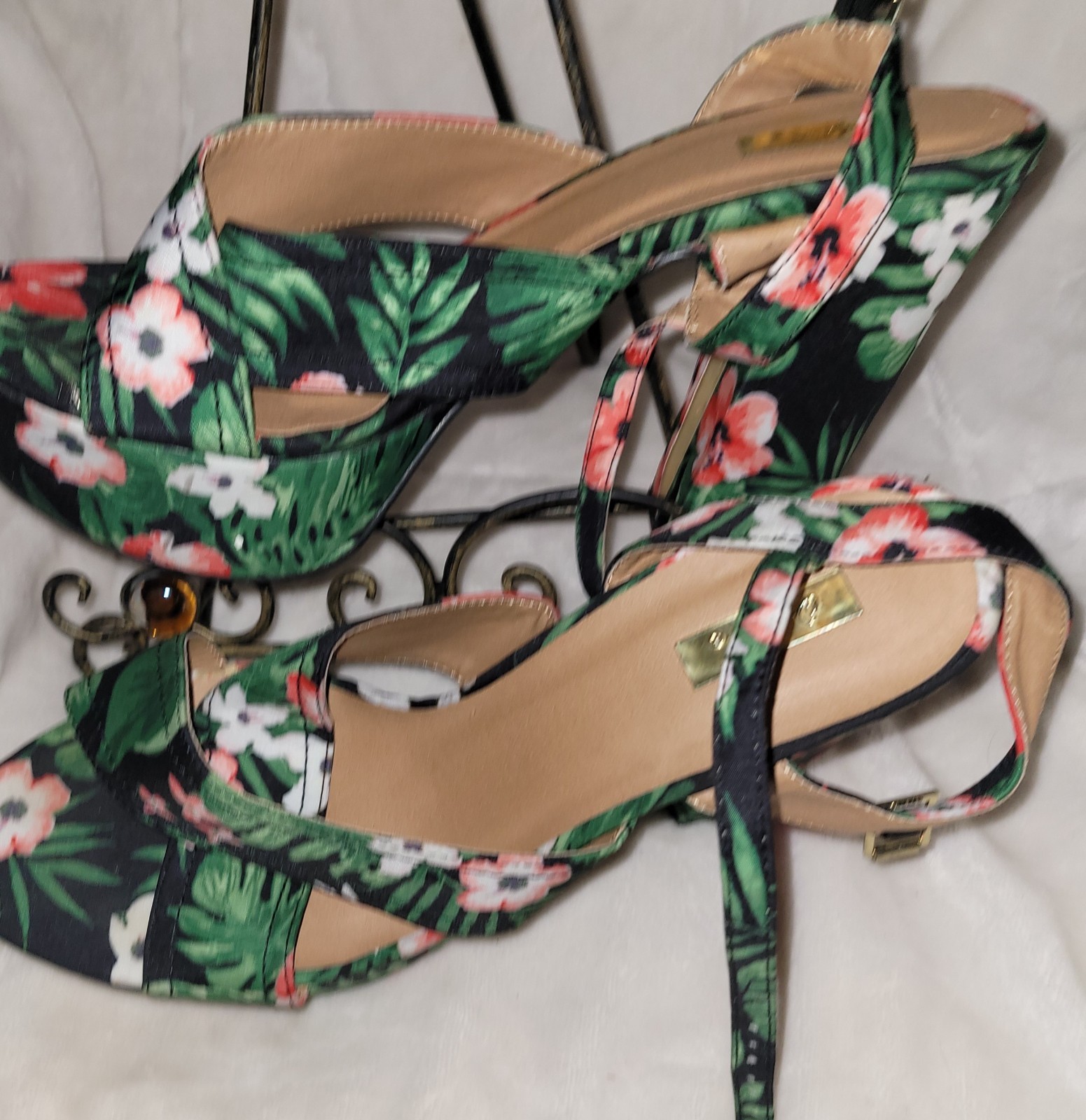 Qupid Tropical Print Thick Rectangular Strapped H… - image 2