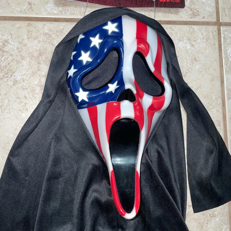 SCREAM MOVIE PATRIOTIC FLAG GHOST FACE MASK WITH HOOD COSTUME FW93512 NWT - Image 3 of 4