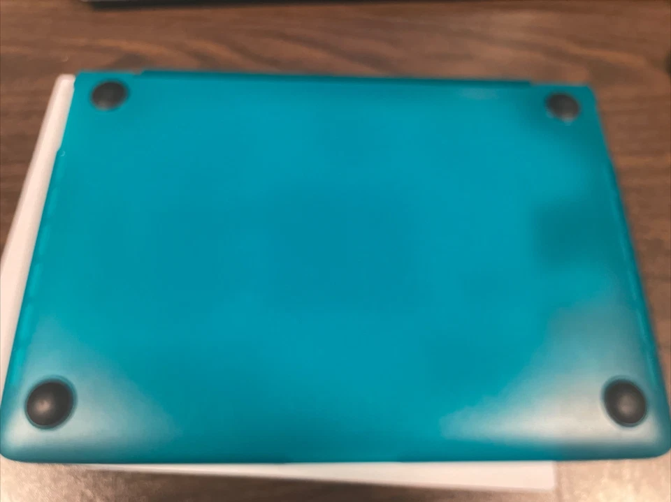 13” MacBook Pro Speck  protective cover 2016 green with stickers - Image 2 of 3