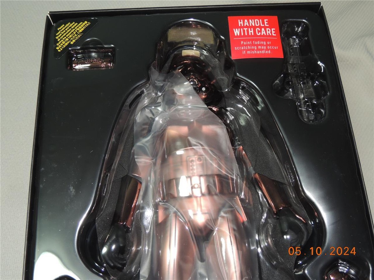 HOT TOYS 1/6 STAR WARS COPPER CHROME STORMTROOPER MMS330 HOT TOYS 1/6 STAR WARS COPPER CHROME STORMTROOPER MMS330