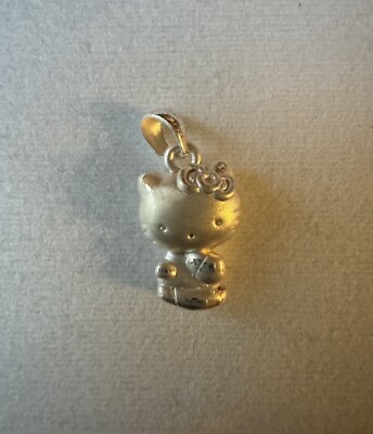 Hello Kitty Seated Sterling Silver Necklace Pendant New
