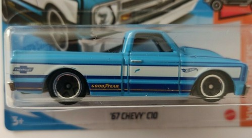 ´67 Chevy C10. Pickup Truck. Blue. Hot Wheels 2021 Hot Trucks 4/10 Mattel New - Imagen 9 de 9