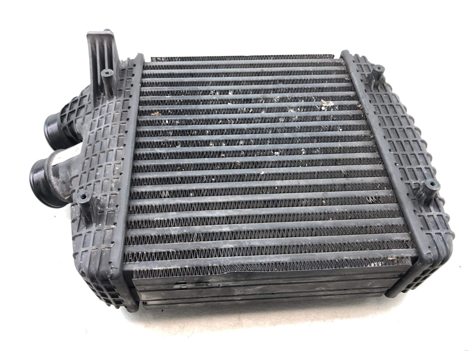 2014-2019 MASERATI GHIBLI S RIGHT PASSENGER FRONT RADIATOR INTERCOOLER OEM.