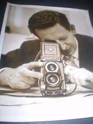 sozialgeschichte 50er Jahre Mann Rolleiflex Kamera Pressefoto 8,8 6,6