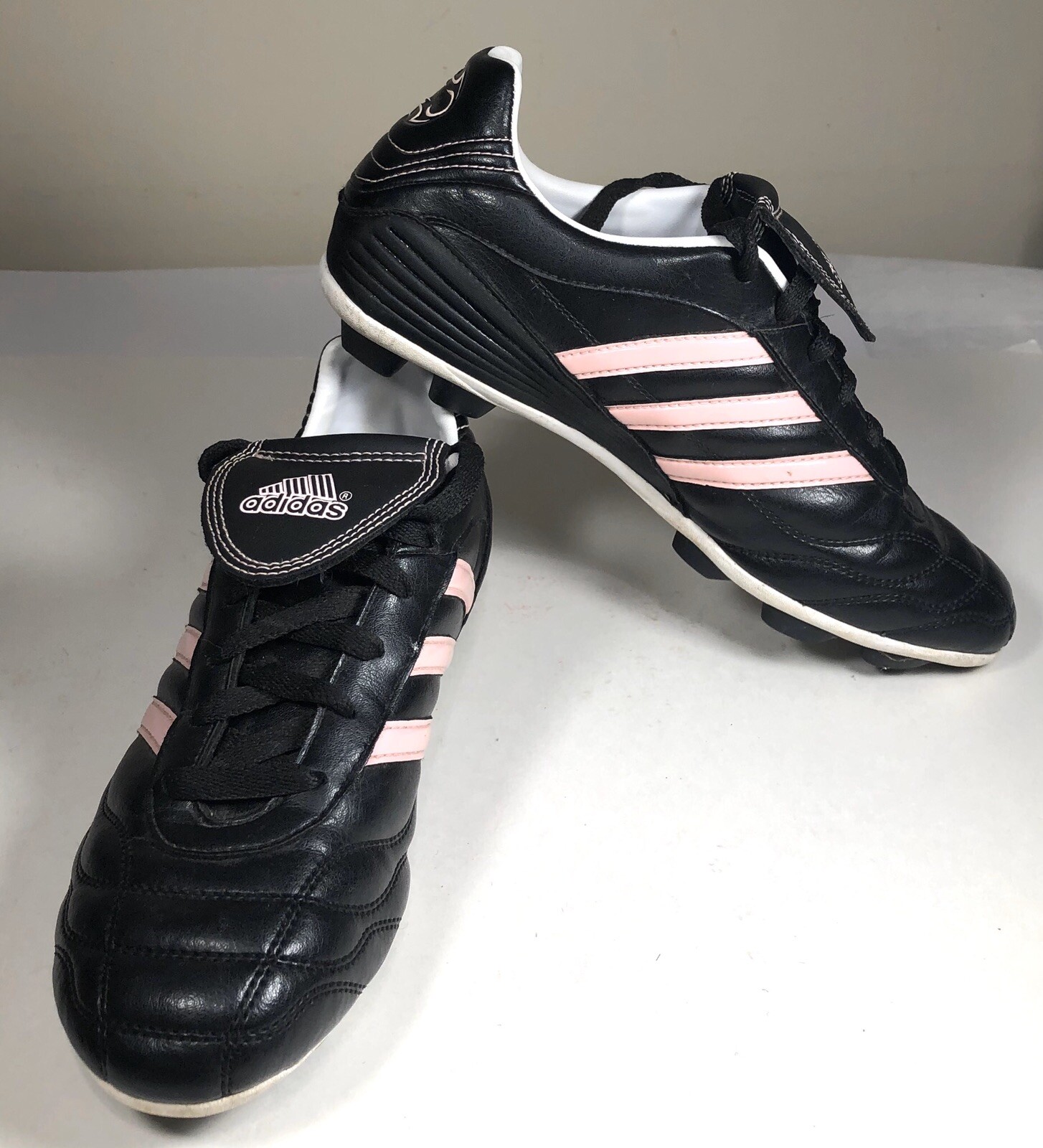 adidas traxion hard ground