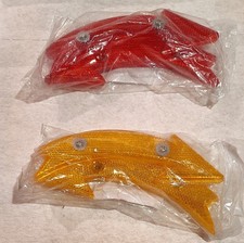 Arrow Vintage Bicycle Spoke Reflectors Lot Of 4 Red And Yellow.