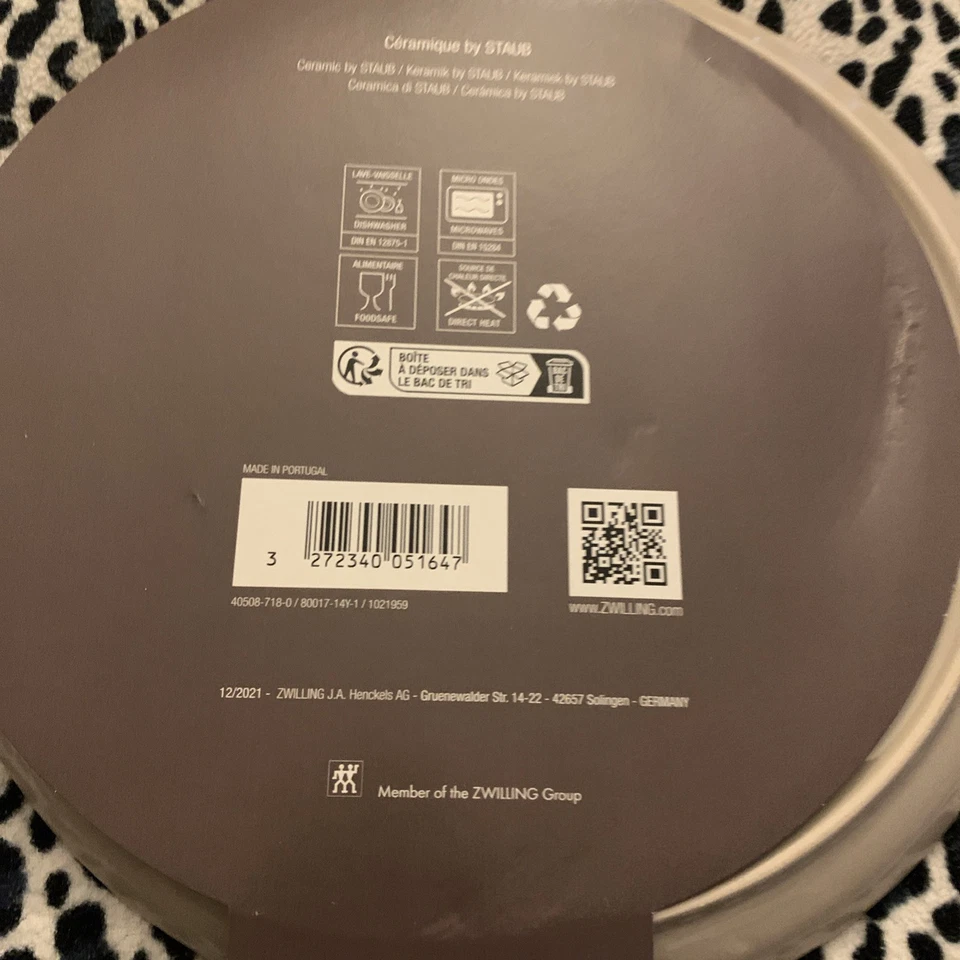 assiette Staub Neuf plat de service Cuisine Céramique Staub Plat A Gâteau Femme - Photo 4/4