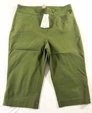 Chico's Womens Pull On Brigette Capri Olive Pants Tummy Control Slimming NWT 763