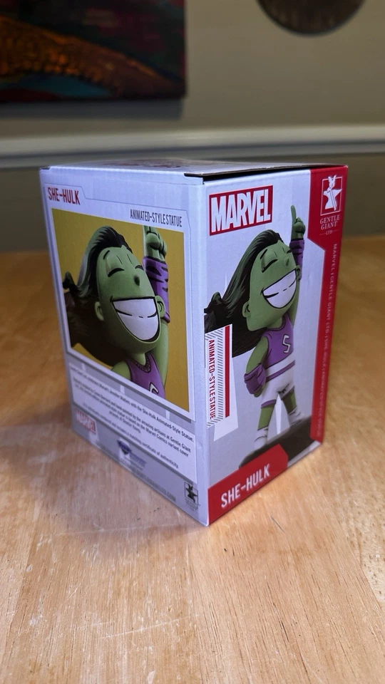 Marvel Gentle Giant Limited Edition She-Hulk (602/3000) - New In Box - Image 3 of 4