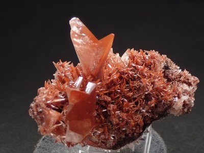438 Calcite Twin Approx 7x6x4cm 0.07kg Leiping China