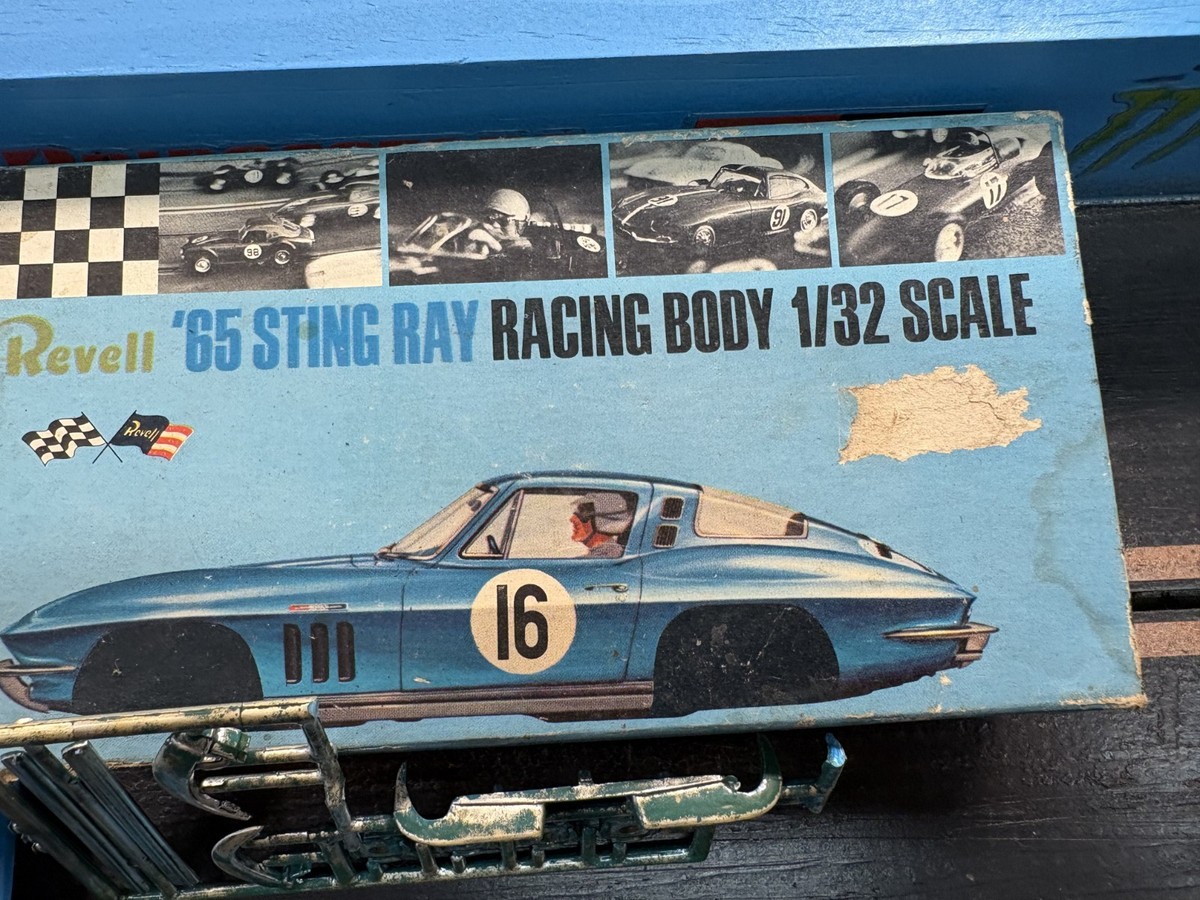 REVELL 65 STING RAY RACING BODY 1/32 SCALE / NEW OLD STK. but: NO