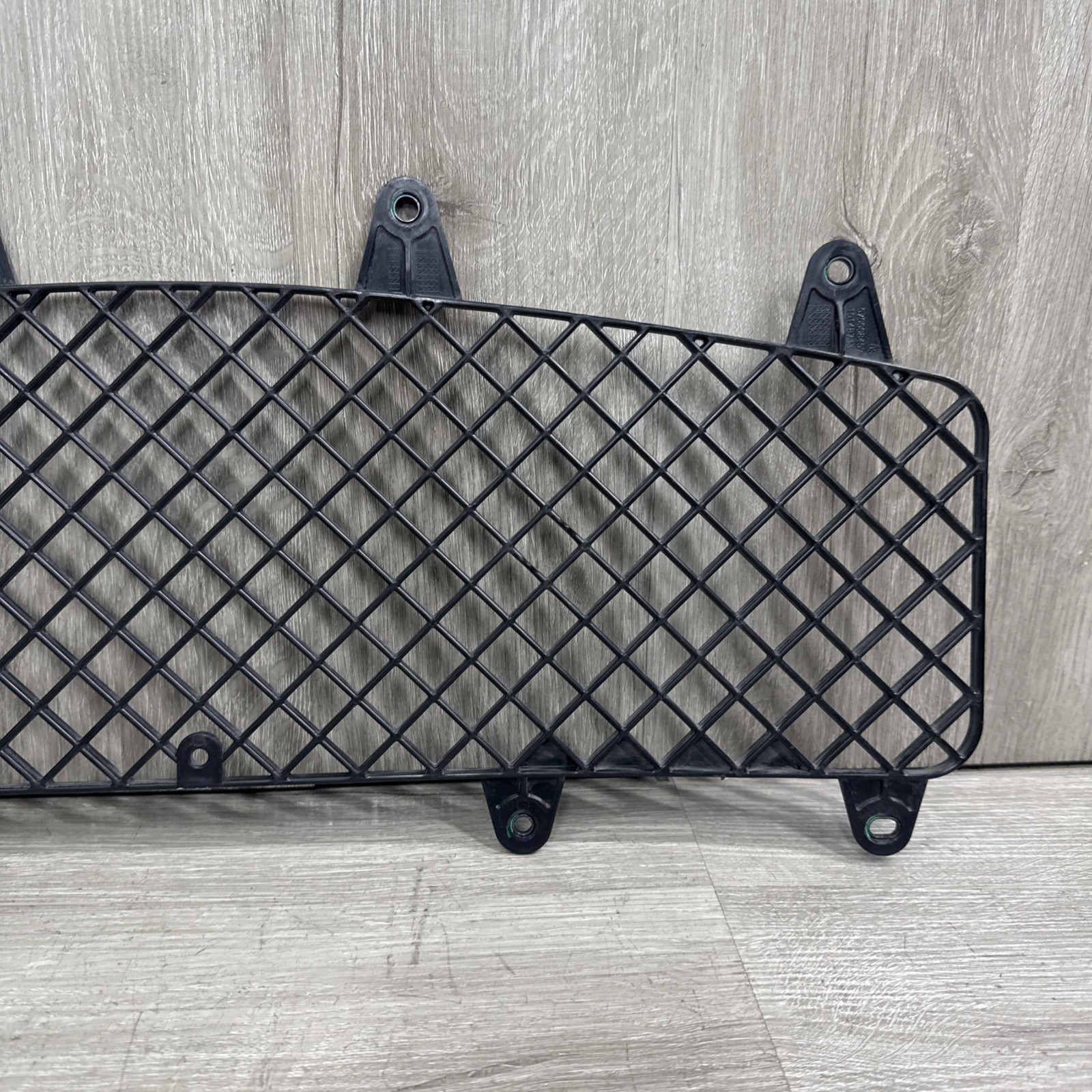 ✅ 2014-2019 MASERATI GHIBLI FRONT BUMPER MESH GRILLE OEM 670006937 ✅