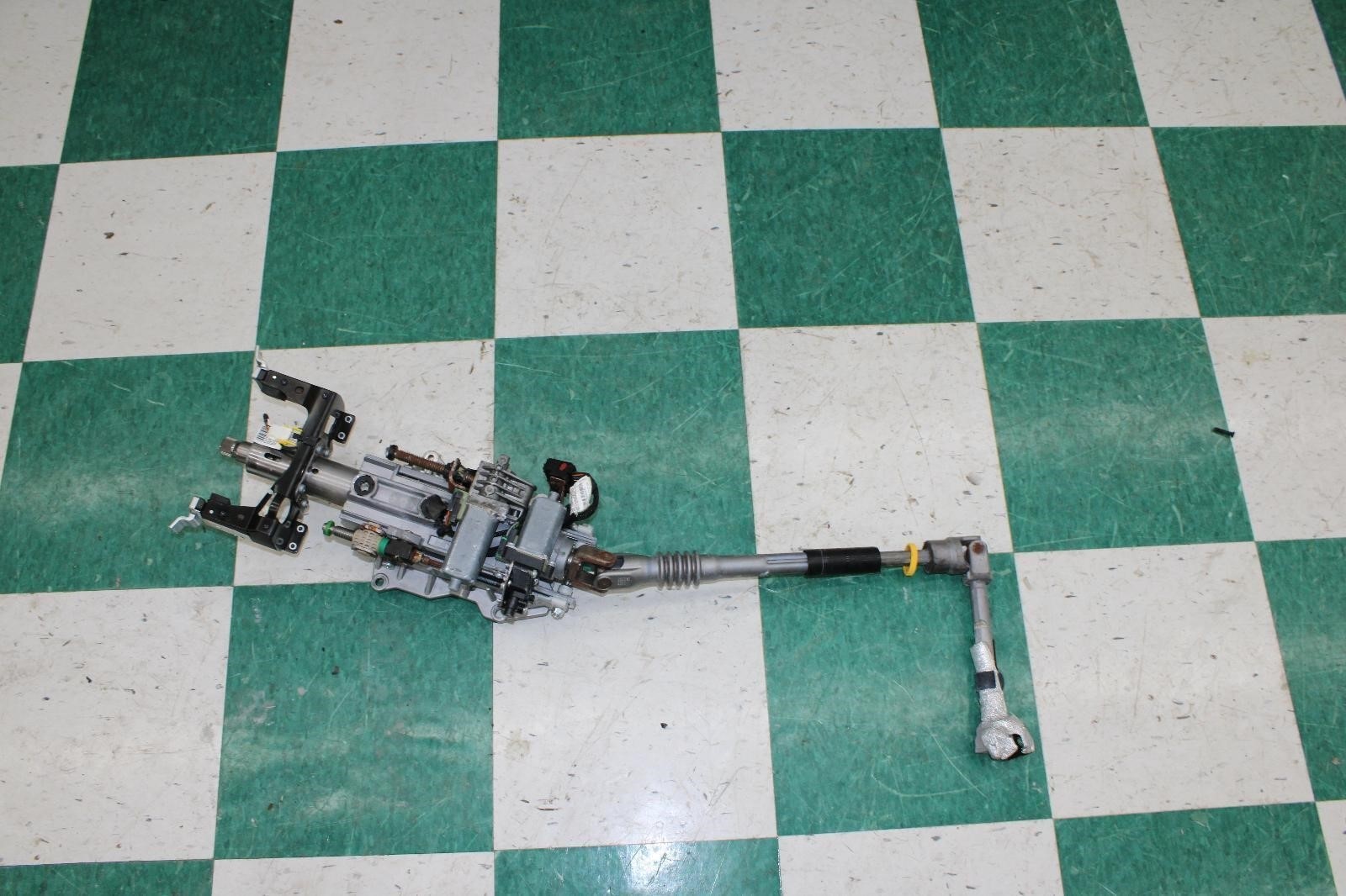 Maserati Ghibli 2014-2017 Steering shaft