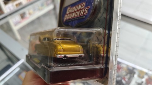 M2 Ground Pounders 1:64 1949 Mercury Gold 12-16 Diecast Car Toys - Picture 7 of 7