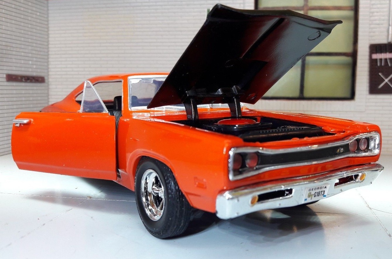 1:24 Dodge Coronet Superbee 1969 Motormax LGB G Scale Diecast Model Car 73315