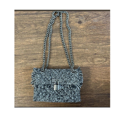 Kurt Geiger quiet luxury silver Shoulder Bag Chain Fringe Silver Lock Lined