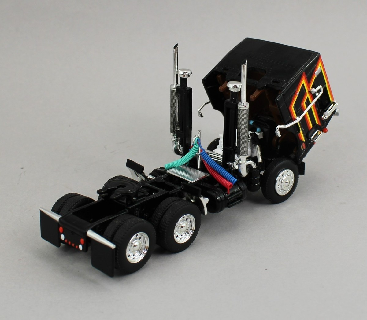 2025 DCP 1:64 *BLACK* Peterbilt 352 COE 86