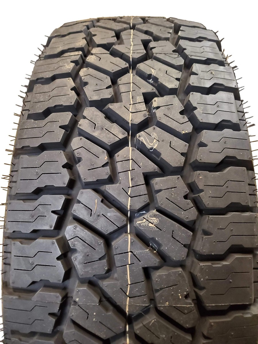 Falken Wildpeak AT4W 265/70R17 Tire for sale online | eBay