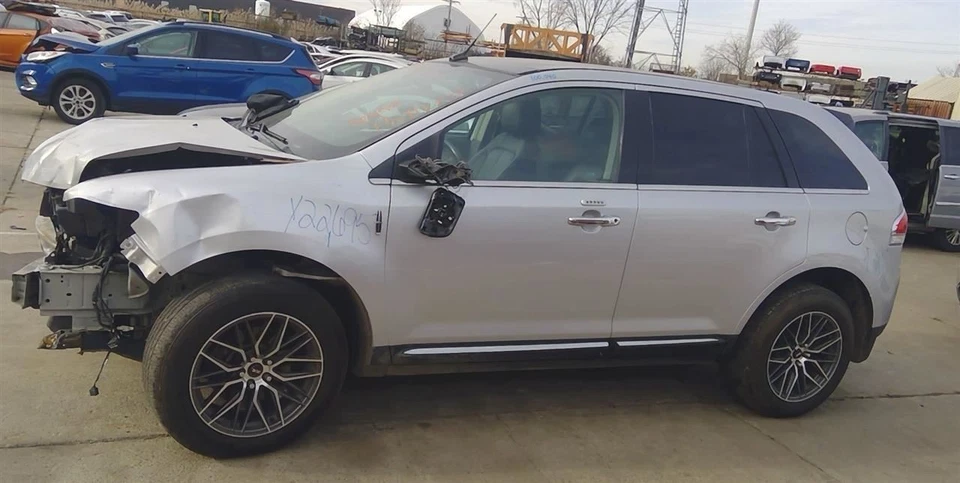 Lâmpada traseira 11 12 2013 14 15 Lincoln MKX passageiro destro | Quarto de montagem - Imagem 4 de 4