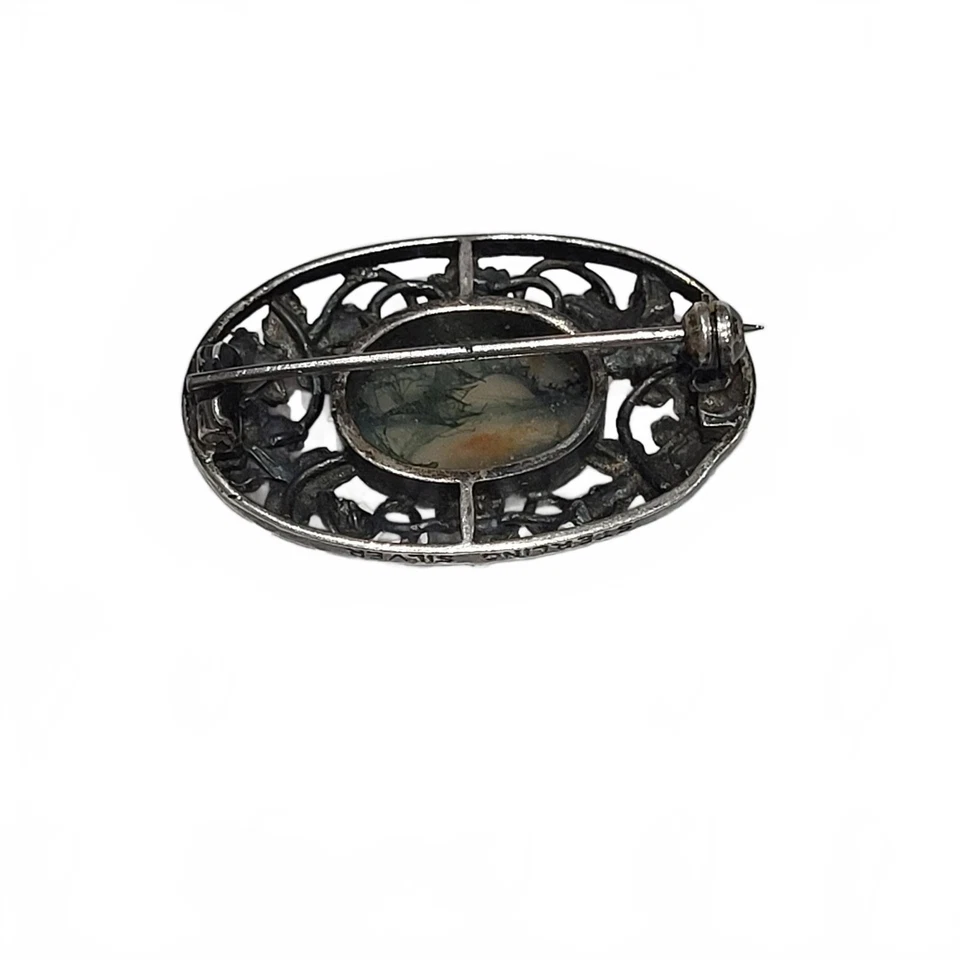 Broche floral Bernard Instone de plata de ley con piedra de ágata musgo escocés Foto 3 de 4