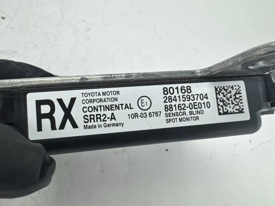 Sensor de módulo de radar de punto ciego Lexus RX350 2013-2015 OEM 88162-0E010 Foto 2 de 4