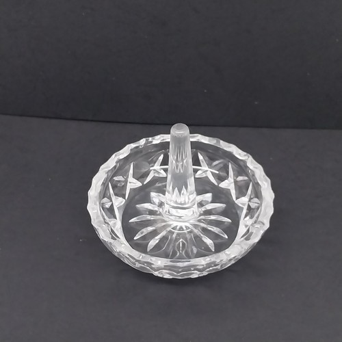 Vintage Crystal Clear Diamond Cut Glass Ring Holder Trinket Dish - Picture 10 of 10
