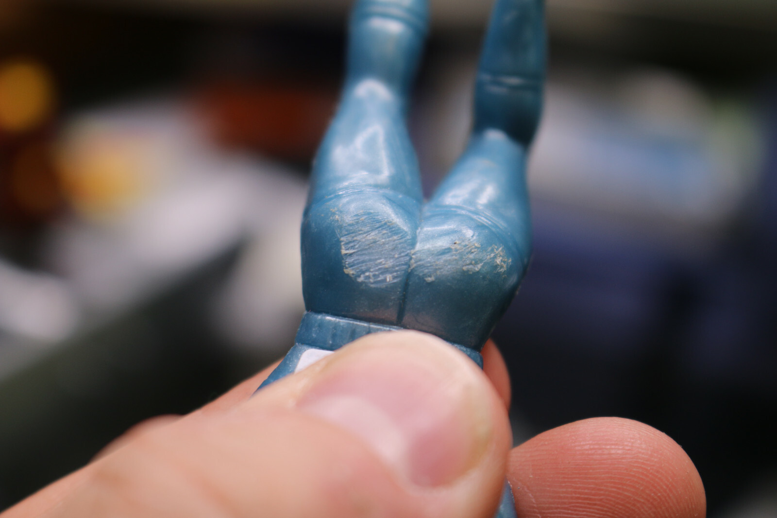 VTG Rare 1960s METALLIC BLUE PLASTIC BATMAN FIGURE Parachute Drop Toy