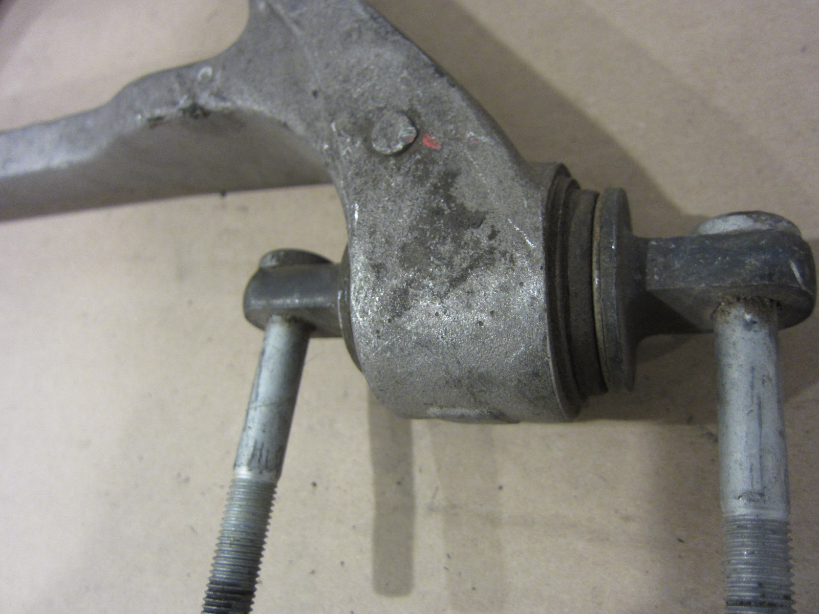 Ferrari 360 - RH Rear Lower Control A Arm / Suspension - P/N 185080 -177663