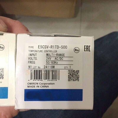 1PCS NEW For Omron E5CSV-R1TD-500 E5CSV-R1T-F E5CSV-Q1T-F Temperature Controller