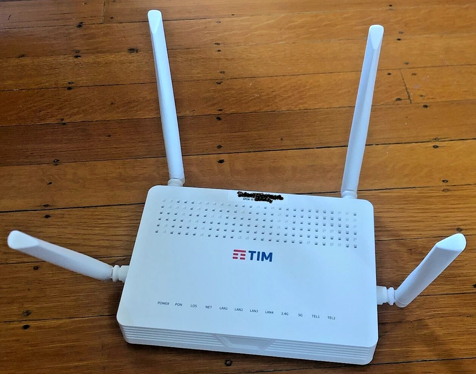 Módem router Blu-Castle BC-UM221E (4G LTE: 4G, 3G y 2G habilitado) - ¡PRÍSTINO! Foto 2 de 4