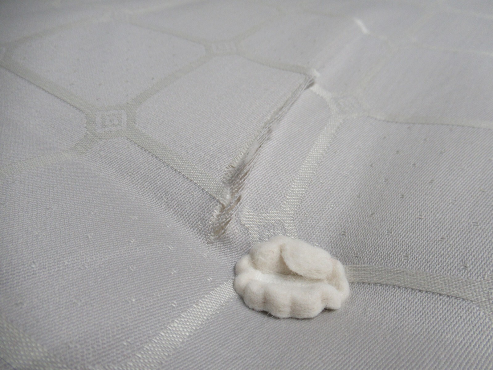 £20,000 Super King Size Savoir Beds Mattress + Custom Leather Divan