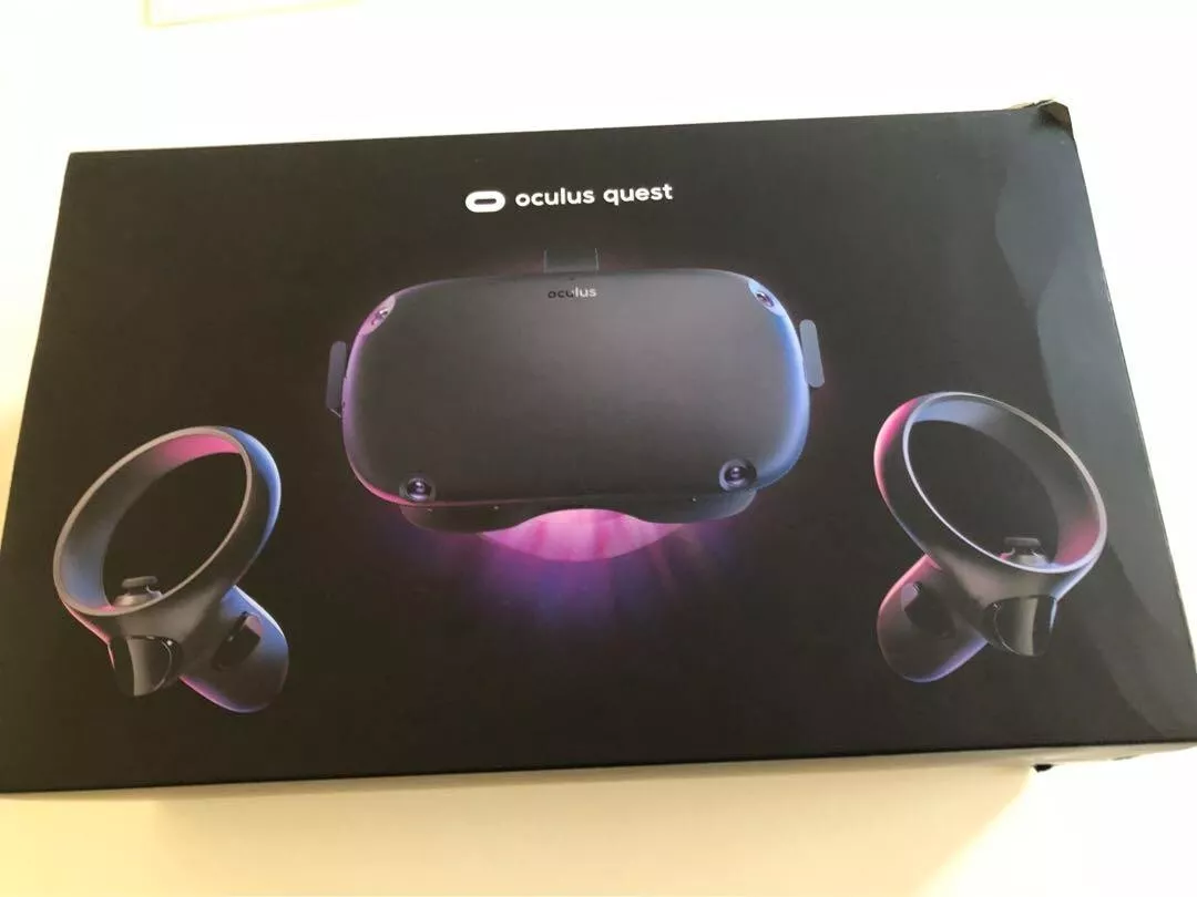  Oculus Quest All-in-one VR Gaming Headset – 64GB : Video Games