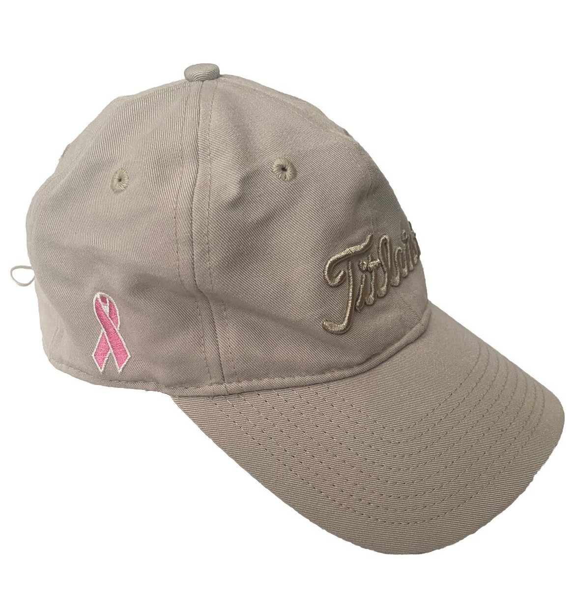 Casquette Titleist Femme Beige Ruban Rose – Édition Sensibilisation Cancer Du Sein, Ajustable Et Confortable