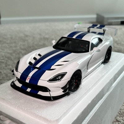 AUTOart 1:18 Dodge Viper GTS-R Commemorative Edition ACR 2017