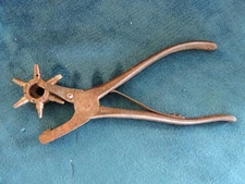 Collectible C.S. Osborne Rotating Leather Punch 9"Long  #'s 1-6 Anvil Cut  USA.