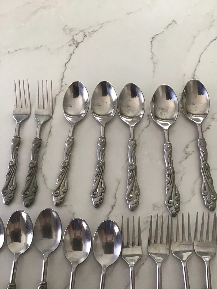 Rare, Pottery Barn Wave Pewter Handle Stainless Place, Partial Set Replacement - Image 4 of 4